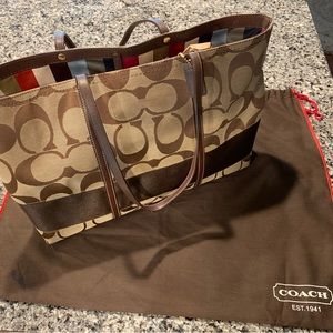 Brown coach tote